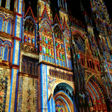 Die Kathedrale von Rouen leuchtet auf